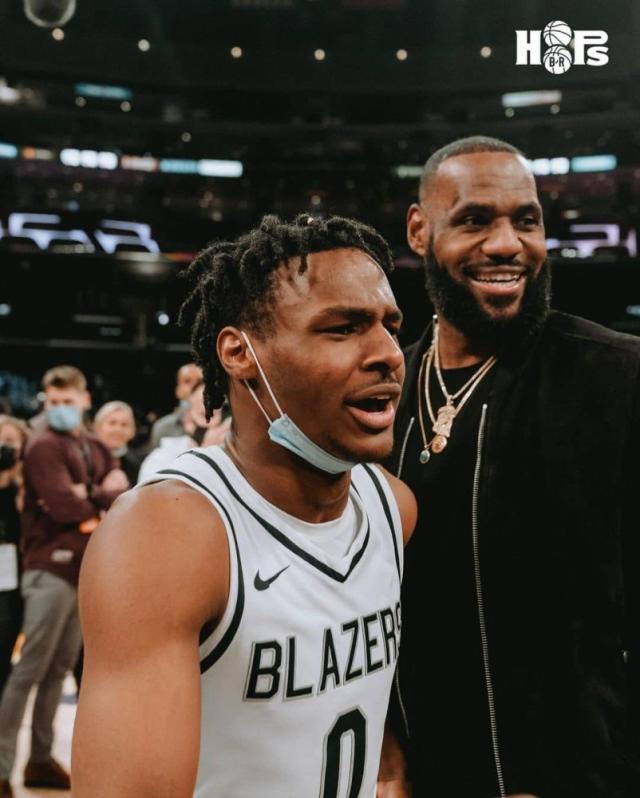 开云体育app-詹皇：和儿子同场竞技是终极目标 我对湖人有信心