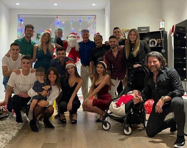 1609602483510029610.jpg 37513016-0-image-a-1_1609582483025.jpg